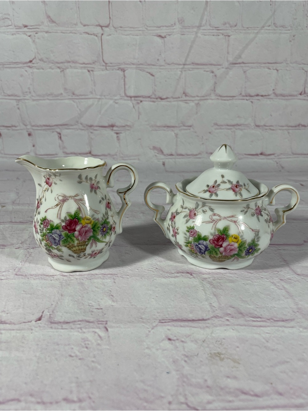 Vintage Lipper & Mann Bristol Garden Floral Covered Sugar and Creamer Set Japan